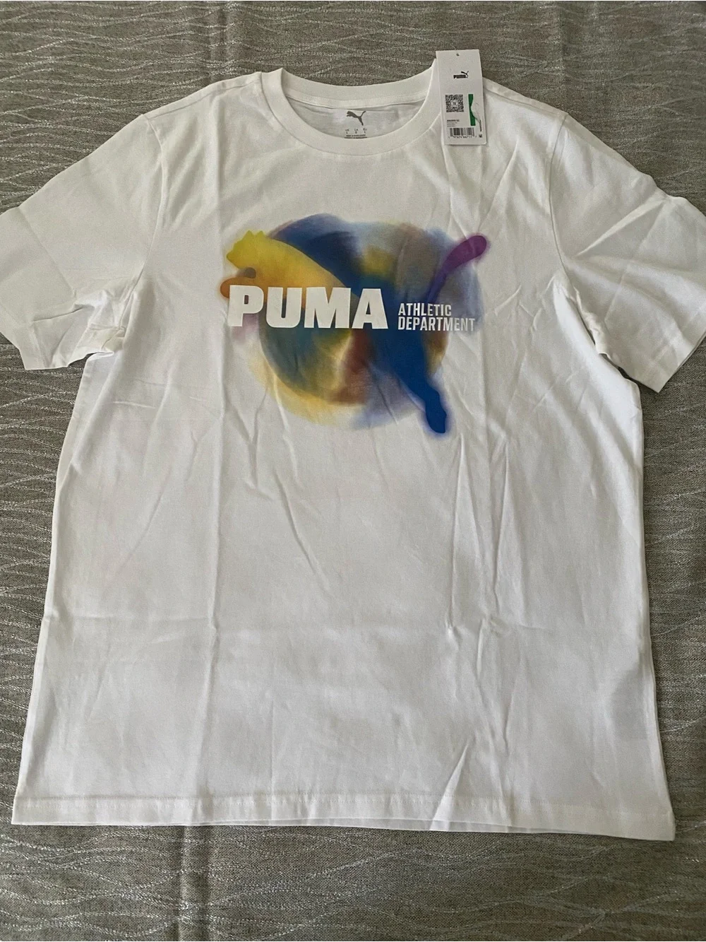 PUMA Bundle, sweat pants and tee shirt - Picture 4 of 8
